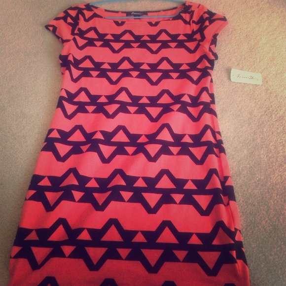 NWT Coral and Black Aztec/Tribal form fitting