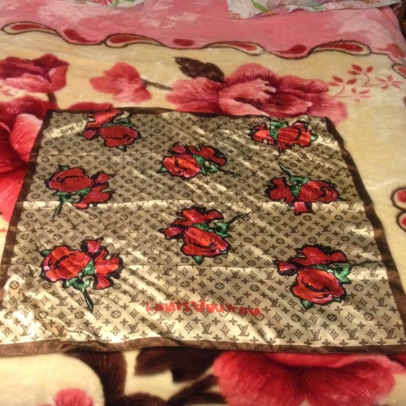 Louis Vuitton roses scarf. Bundle!!