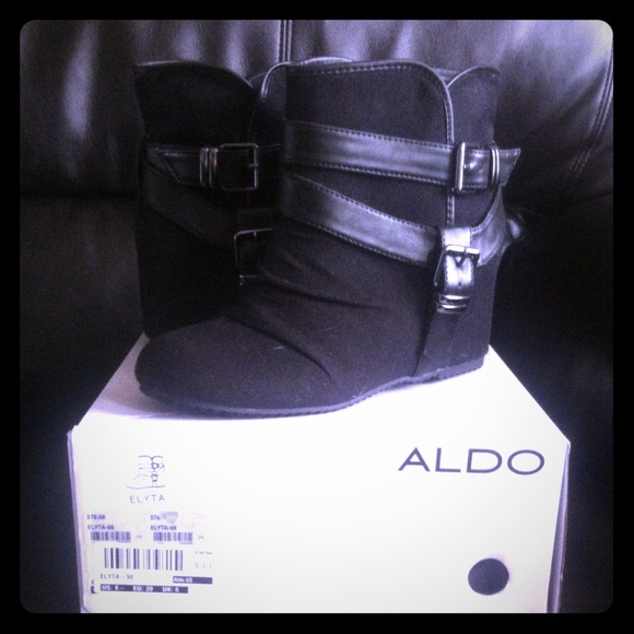 Aldo black ankle booties ✨must sell✨