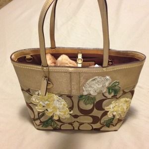 Coach Tote