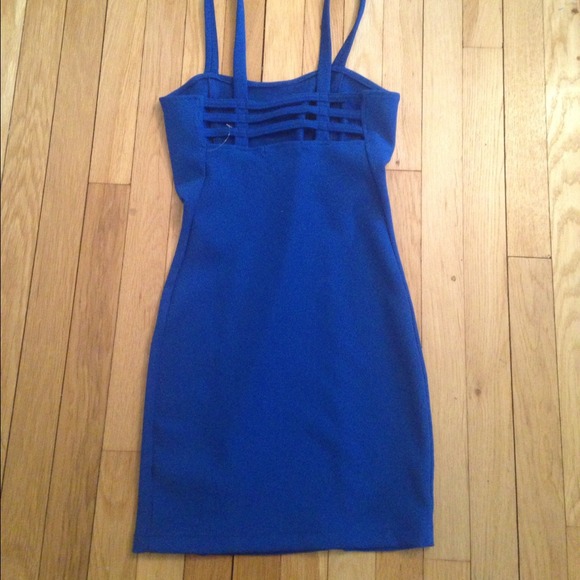 NWOT SUPER SEXY Blue spandex caged back dress - Picture 2 of 2