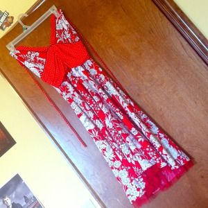 🎉Sold🎉Red floral and polka dot summer dress