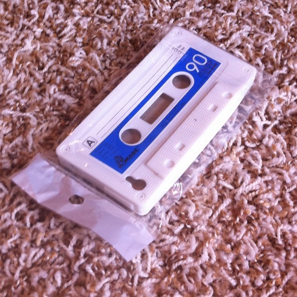 iPhone 4 cassette tape case
