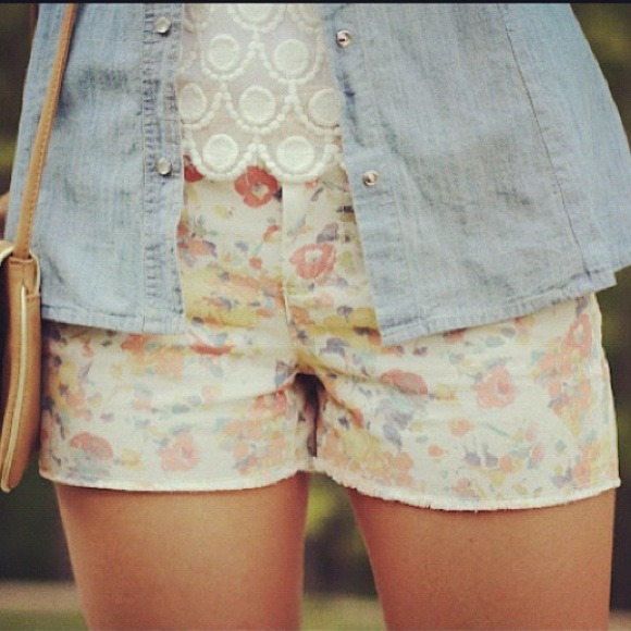 SOLDLauren Conrad floral shorts // worn once