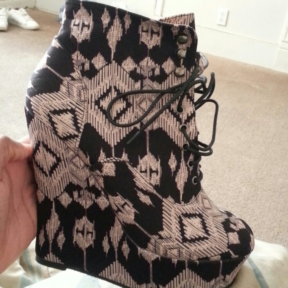Lace wedge booties
