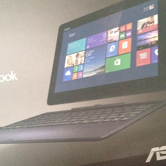 ASIs Transformer book computer tablet - Picture 1 of 3