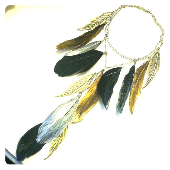 Feather necklace