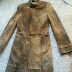 Shaky  3/4 length suede Trench coat