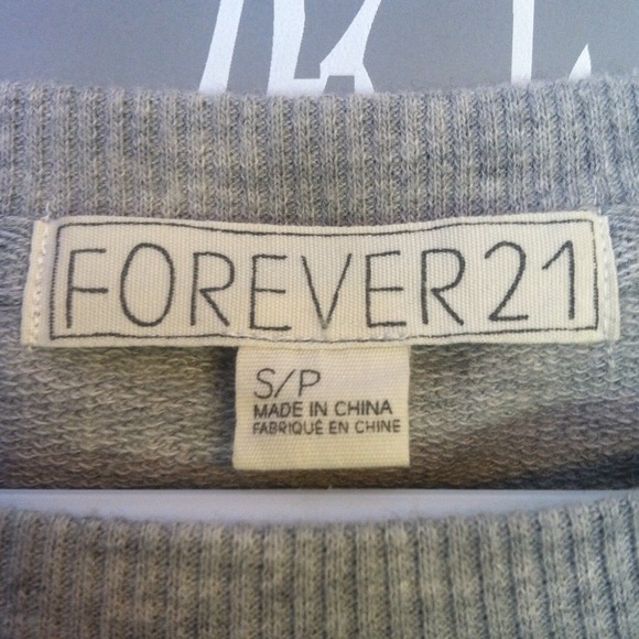 Distressed anchor crew neck sweater small - Picture 3 of 3