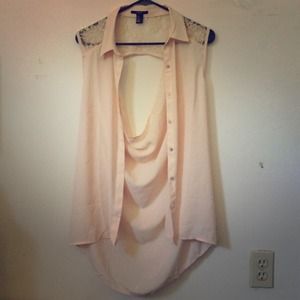 ‼️SOLD‼️ Gorgeous Peach Button Down