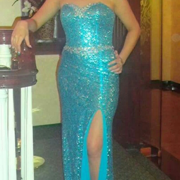 Prom dress
