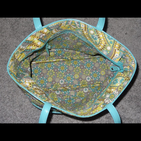 Vera Bradley Everyday Tote - Picture 2 of 4