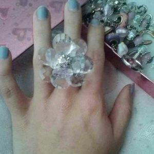 Flower clear ring