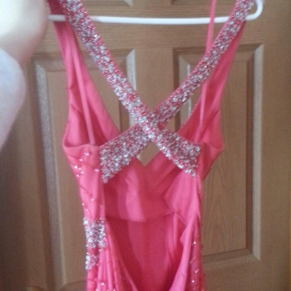 Prom dress - Picture 2 of 2