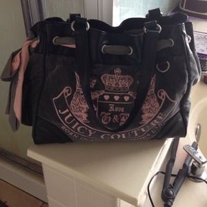 Really cute juicy handbag ..:) 💢REDUCED💢