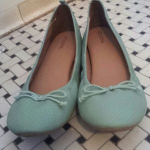 teal flats