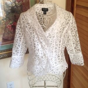 White jacket by Nabi