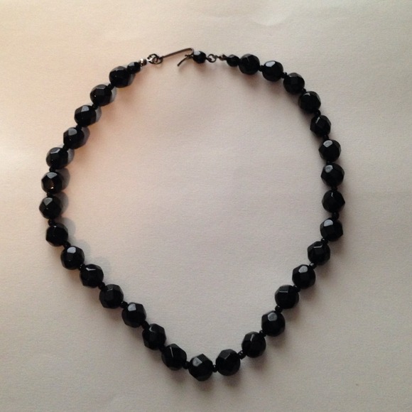 Black chocker necklace