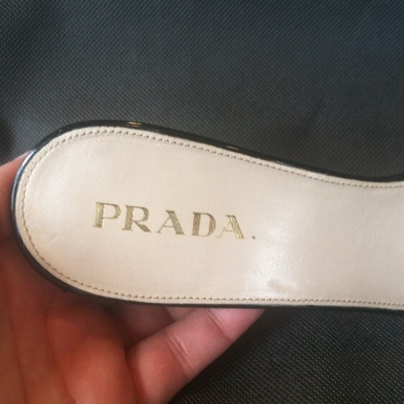 💗SOLD👠sale! Authentic Prada Sandal - Picture 2 of 4