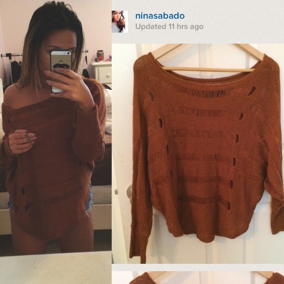 🚫SOLD🚫Oversized Burnt Orange Sweater