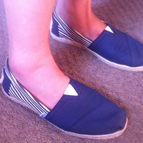 University Navy Rope Sole Women's Classics TOMS