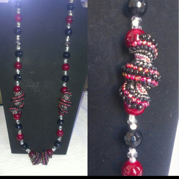 Beaded Statement Necklace - Picture 1 of 1