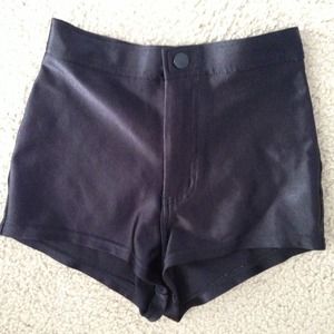 Sold✨American apparel disco shorts black