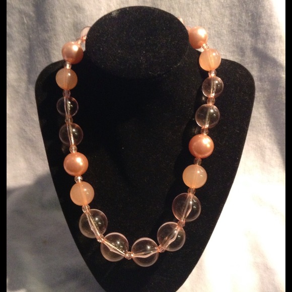 Sold NWOT Pretty in Pink statement larg