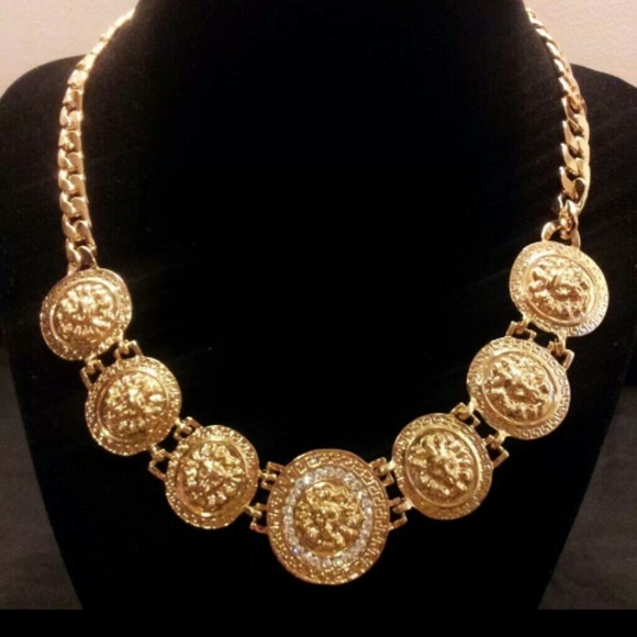 Sold in bundle! Last One! Lion head necklace