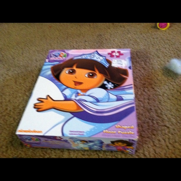Dora large puzzle