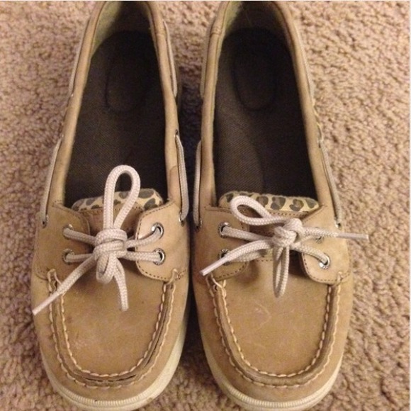 Leopard print sperrys