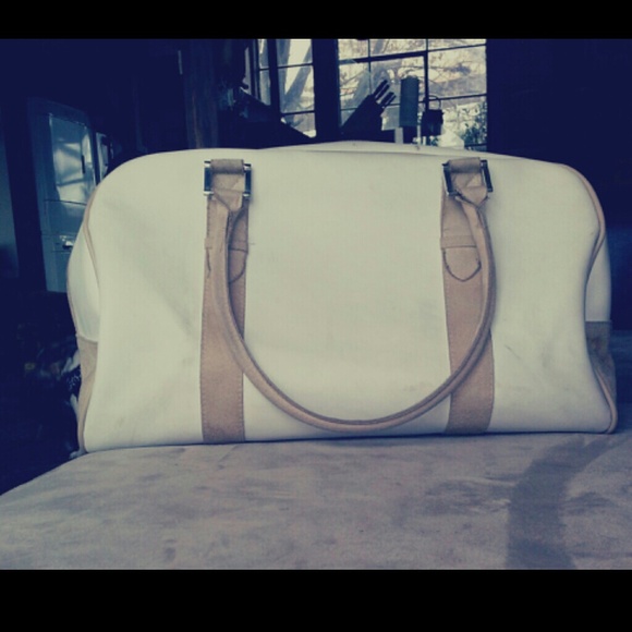 Ester Lauder Lg. Duffle Bag