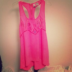 Pretty pink tank top ☺️