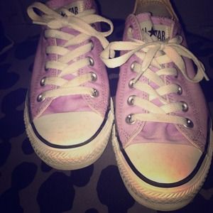 TRADED BUNDLE Converse