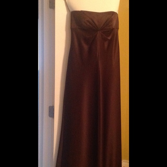 LAUNDRY BY SHELLI SEGAL Chocolate brown long dress