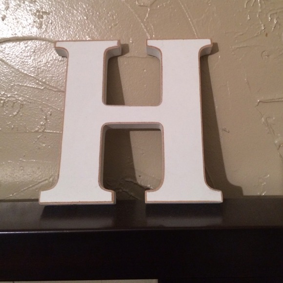 Wooden H to hang on a wall