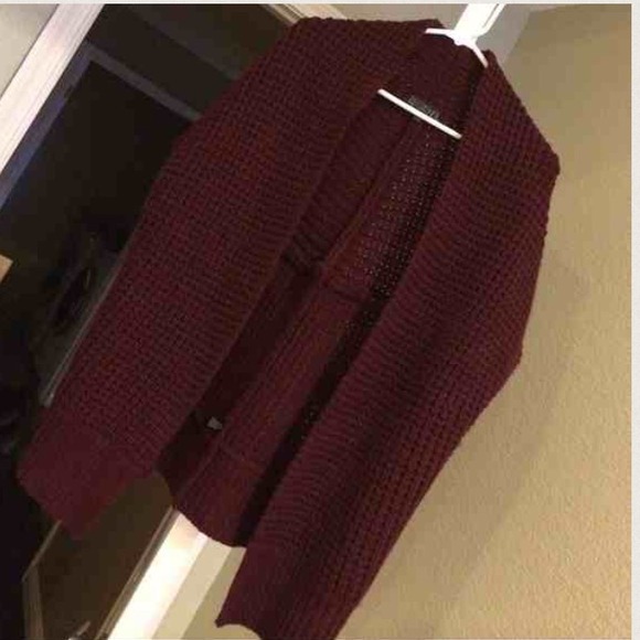 Burgundy oversized chunky sleeveless sweater - Picture 1 of 2