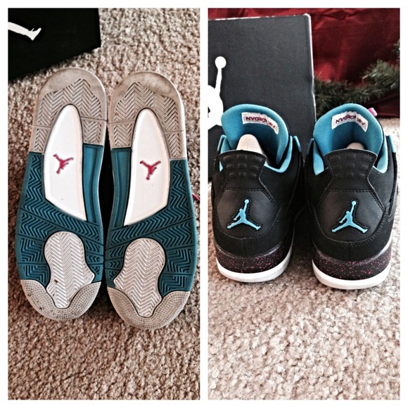 Air Jordan 4 Retro GS - Picture 4 of 4