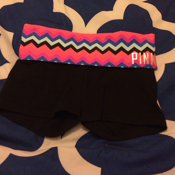 PINK yoga shorts! On hold ✌️