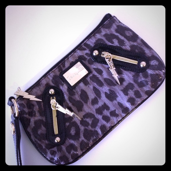 Betseyville Wristlet