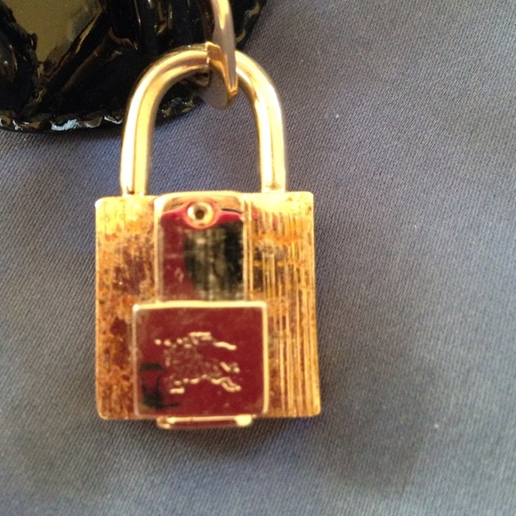 Authentic Burberry Patent Bag - Picture 4 of 4