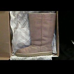 Skechers Keepsakes Canary Sand Suede Boot size 8