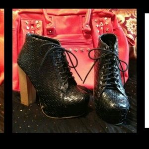 Jeffrey cambell inspired woven bootie . Shoedazzle