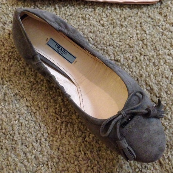 SOLD! Prada flat brand new size 38 1/2. Grey.