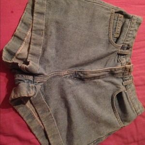 AMERICAN APPAREL HIGH WAISTED SHORTS-traded