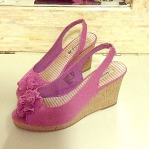 Purple Flower Wedges 💜