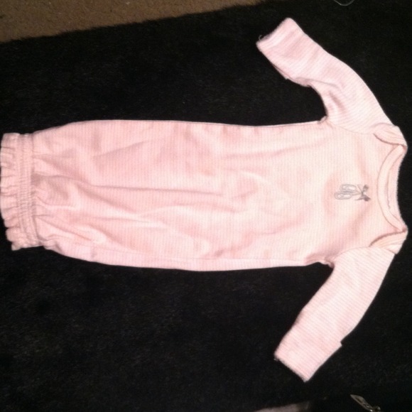 2 premie gowns - Picture 3 of 3