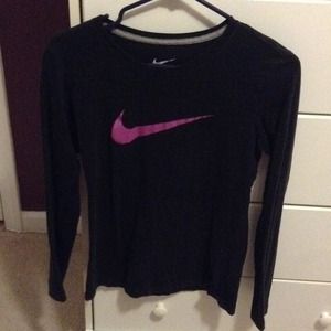 Pink and black Nike top!