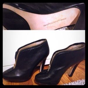 Diane Von Furstenberg Black Zip Detail Booties