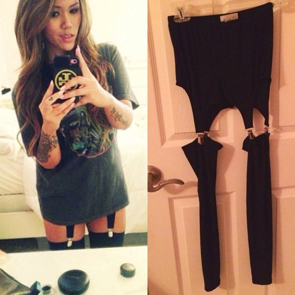 🚫SOLD🚫Black Garter Leggings 💥